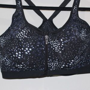 Victoria Secret sports bra size 38DD